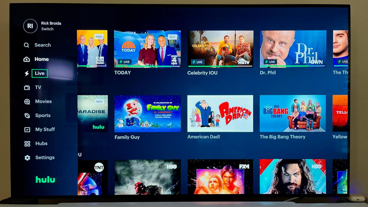 5 Best Live TV Streaming Services in 2025: Guide for Cutting the Cable Cord 1